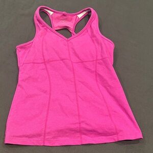 Athleta Workout Gym Exercise Fuchsia Racerback Tank Top Built in Bra M Hit Pink